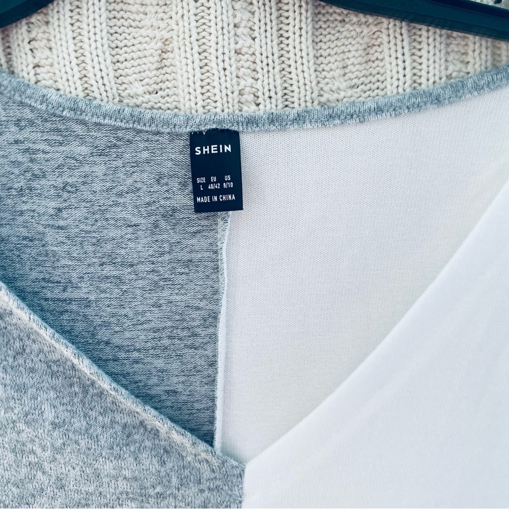 SHEIN Sweater NWOT - Picture 2 of 4